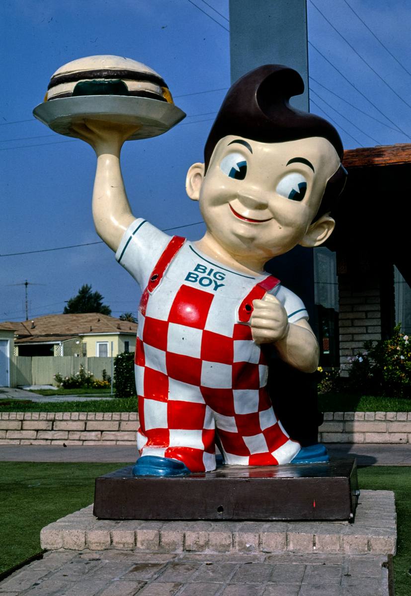 Historic Photo : 1981 Bob's Big Boy statue sign, closer view, La Cienega Boulevard, Los Angeles, California | Margolies | Roadside America Collection | Vintage Wall Art :