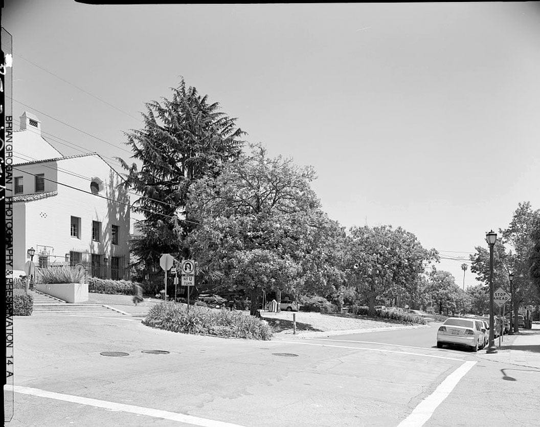 Historic Photo : Piedmont Way & the Berkeley Property Tract, East of College Avenue between Dwight Way & U.C. Memorial Stadium, Berkeley, Alameda County, CA 1 Photograph