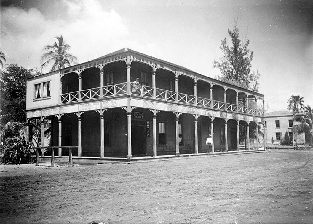 Historic Photo : Pioneer Hotel, Front & Hotel Streets, Lahaina, Maui County, HI 1 Photograph