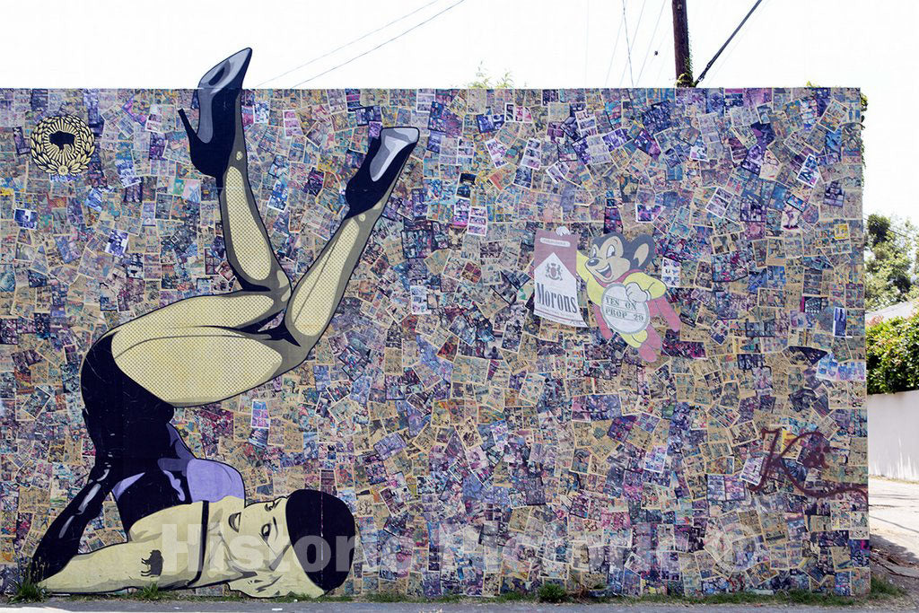 Los Angeles, CA Photo - Art on Melrose Avenue, an internationally renowned shopping, dining and entertainment destination in Los Angeles, California