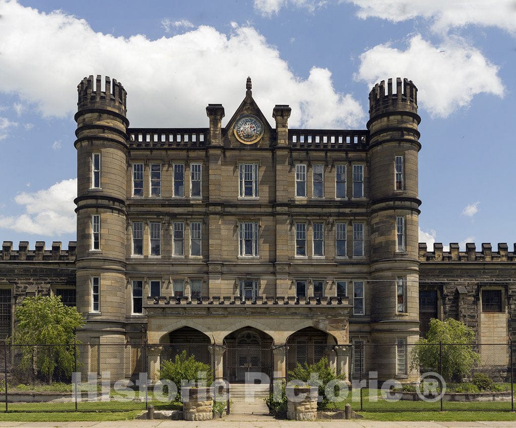 Moundsville, WV Photo - The West Virginia State Penitentiary, a Retired, Gothic-Style Prison in Moundsville, West Virginia, That Operated from 1876 to 1995