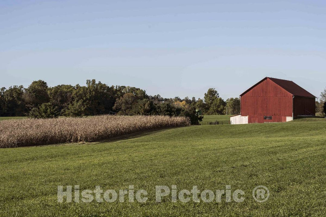 Photo - Stately red barn Near The Settlement of Saltillo in Perry County, Ohio- Fine Art Photo Reporduction