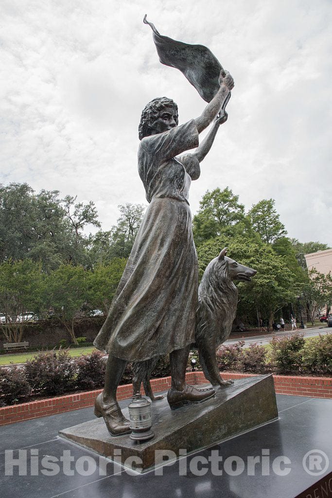 Photo - Felix de Weldon's Waving Girl statue on Savannah, Georgia's, waterfront- Fine Art Photo Reporduction