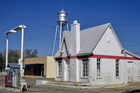 Historic Photo : 1977 Phillips 66 gas station, Turkey, Texas | Margolies | Roadside America Collection | Vintage Wall Art :
