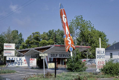 Historic Photo : 1981 Milk Depot gas station, horizontal view, 900 South & 140 East, Salt Lake City, Utah | Margolies | Roadside America Collection | Vintage Wall Art :