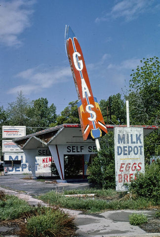 Historic Photo : 1981 Milk Depot gas station, vertical view, 900 South & 140 East, Salt Lake City, Utah | Margolies | Roadside America Collection | Vintage Wall Art :
