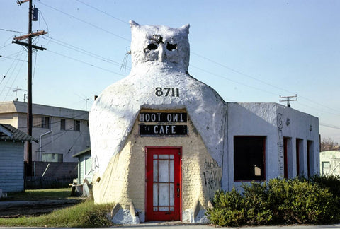 Historic Photo : 1977 Hoot Owl Cafe, horizontal view, 8711 Long Beach Boulevard, Southgate, Los Angeles, California | Photo by: John Margolies |