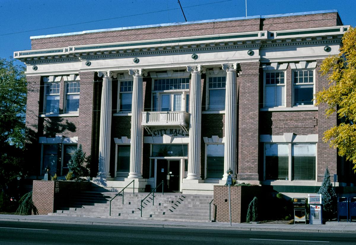 Historic Photo : 2003 City Hall, angle 2, S. 5th Street, Klamath Falls, Oregon | Margolies | Roadside America Collection | Vintage Wall Art :
