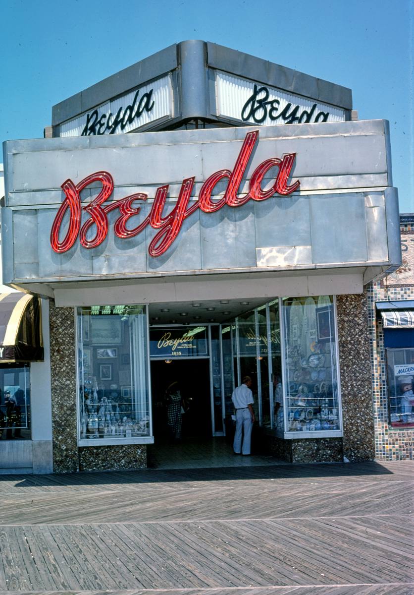 Historic Photo : 1978 Beyda Theater, The Boardwalk, Atlantic City, New Jersey | Margolies | Roadside America Collection | Vintage Wall Art :