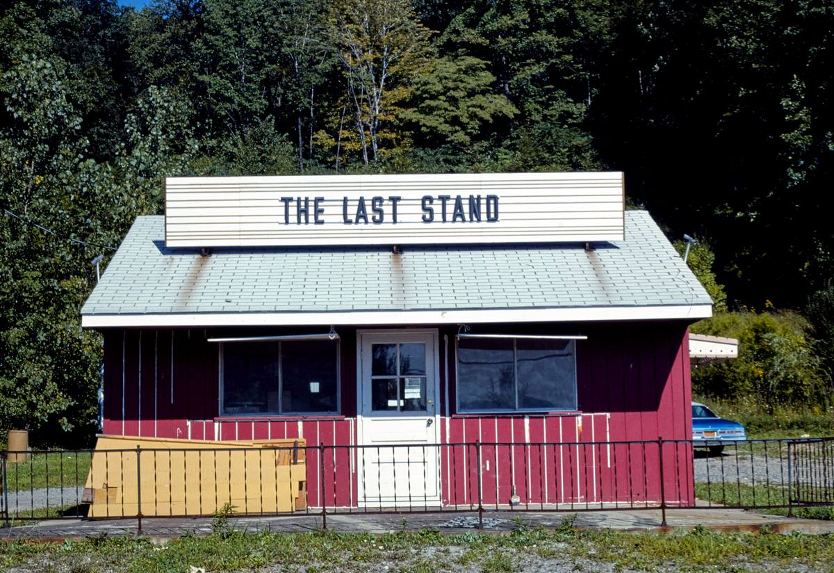 Historic Photo : 1976 Last Stand, Route 9W, Tompkins Cove, New York | Margolies | Roadside America Collection | Vintage Wall Art :