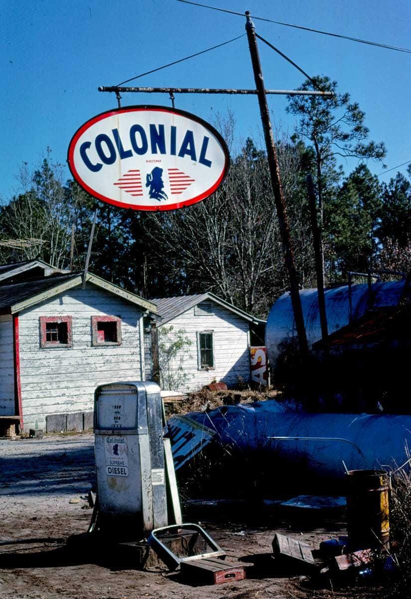Historic Photo : 1979 Colonial Gasoline sign (Minuteman), Route 17, Waverly, Georgia | Margolies | Roadside America Collection | Vintage Wall Art :