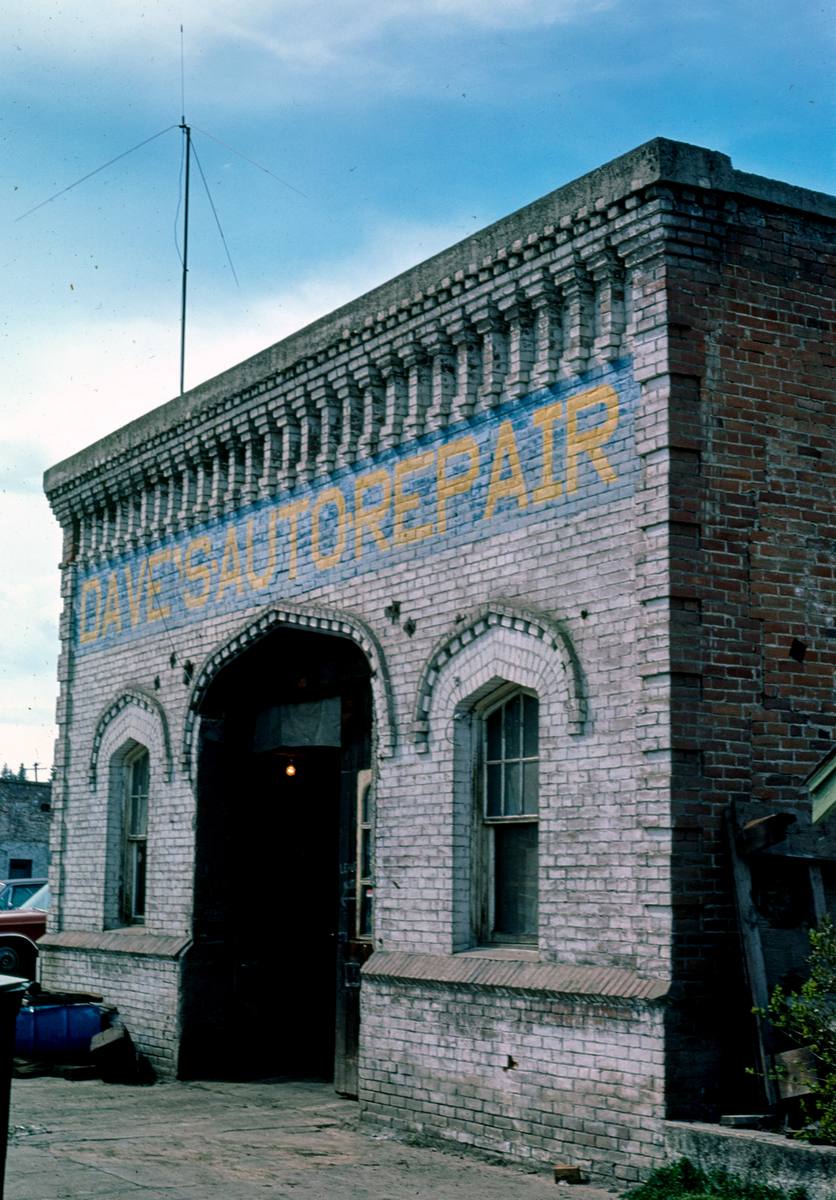 Historic Photo : 1976 Dave's Auto Repair, Palouse, Washington | Margolies | Roadside America Collection | Vintage Wall Art :