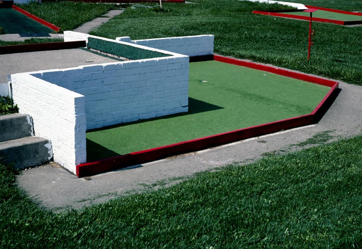 Historic Photo : 1988 Two-level hole, Till's Dairyland and Putt-R-Golf, Route 430, Mansfield, Ohio | Margolies | Roadside America Collection | Vintage Wall Art :