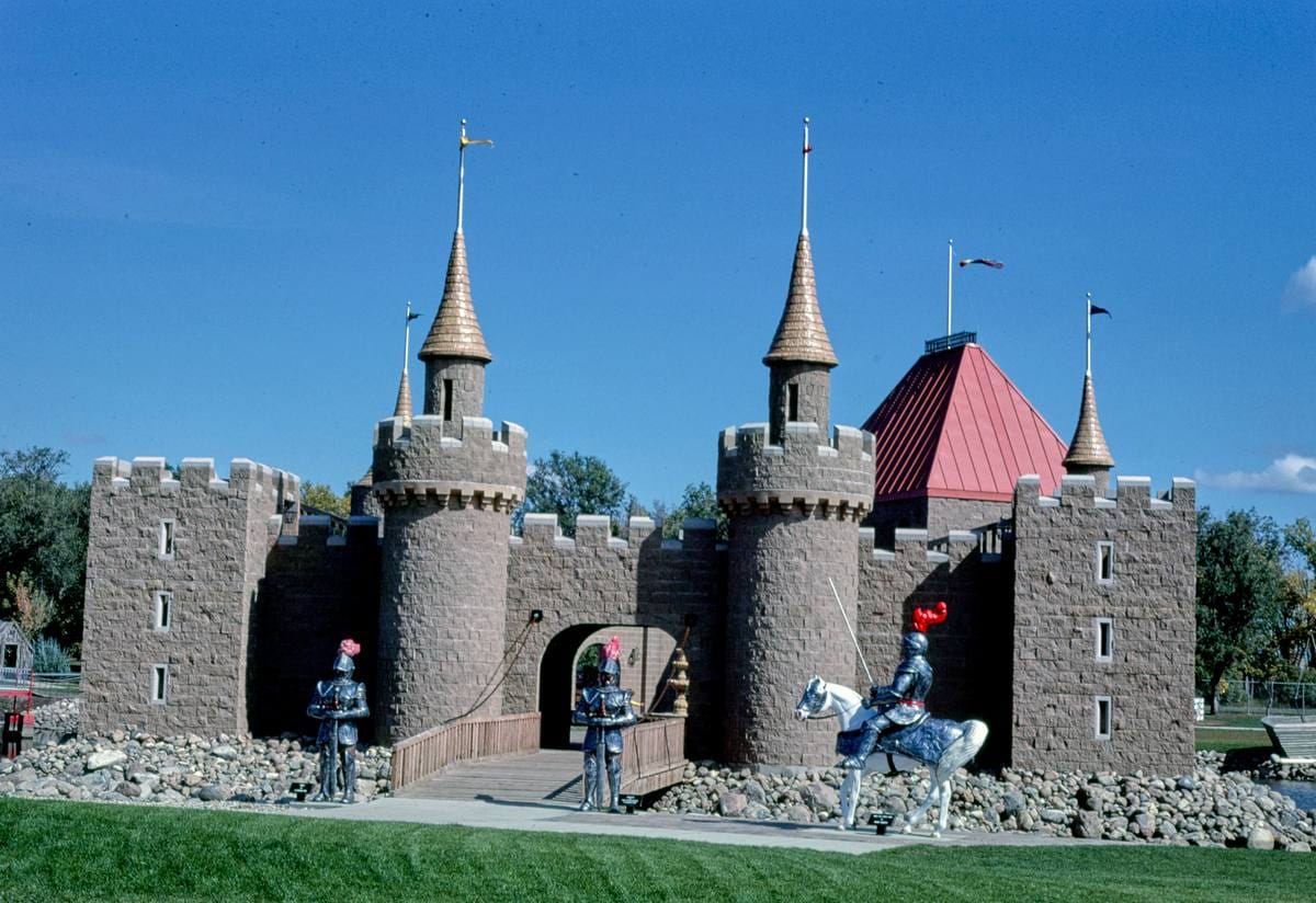 Historic Photo : 1987 Central castle, Storybook Land Park, Aberdeen, South Dakota | Margolies | Roadside America Collection | Vintage Wall Art :