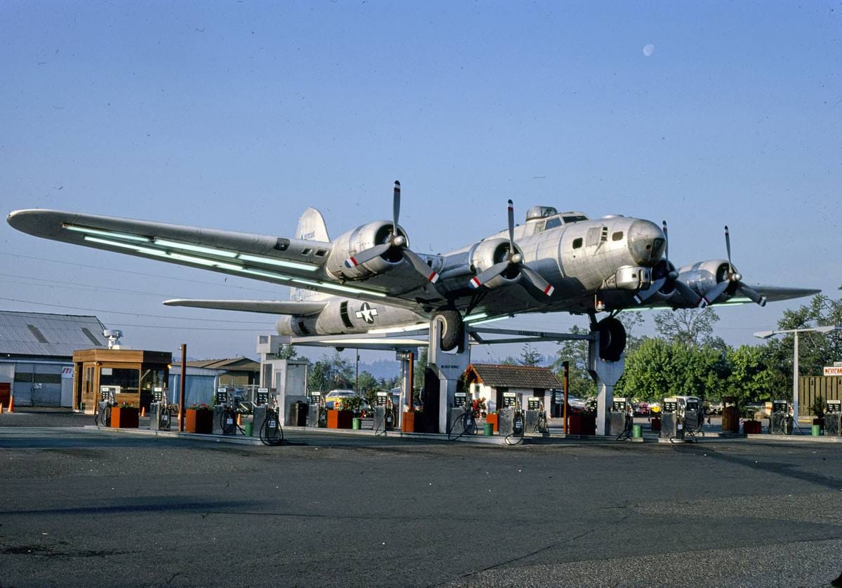 Historic Photo : 1980 Bomber Gas, Route 99 E., Milwaukie, Oregon | Margolies | Roadside America Collection | Vintage Wall Art :