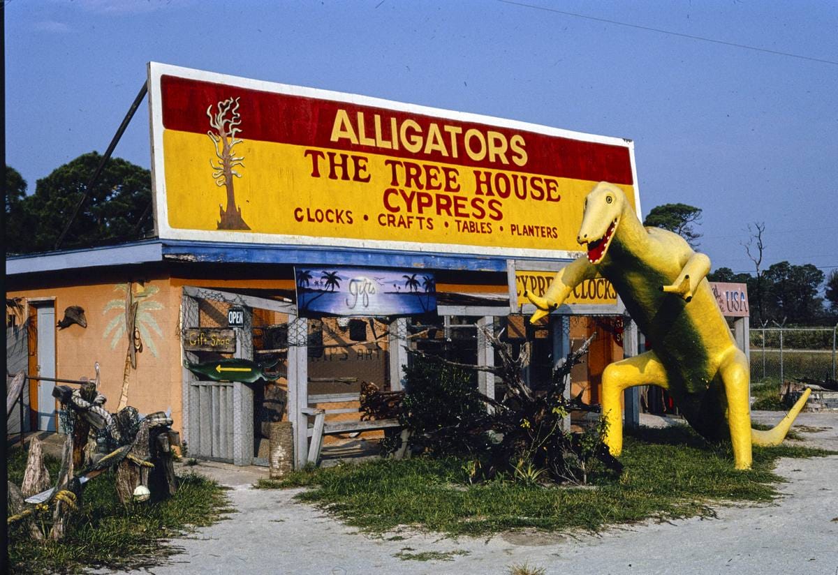 Historic Photo 1990 Manny's Alligator Center, Oak Hill, Florida Ma