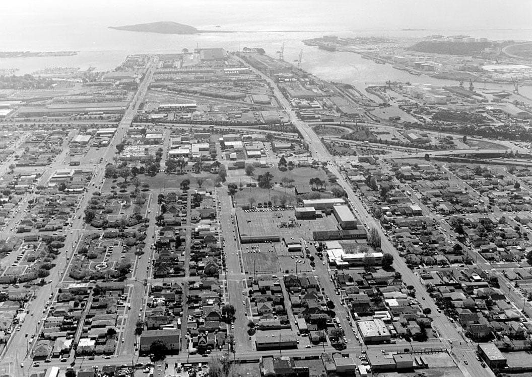 Historic Photo : Rosie the Riveter National Historical Park, 1401 Marina Way South, Richmond, Contra Costa County, CA 1 Photograph