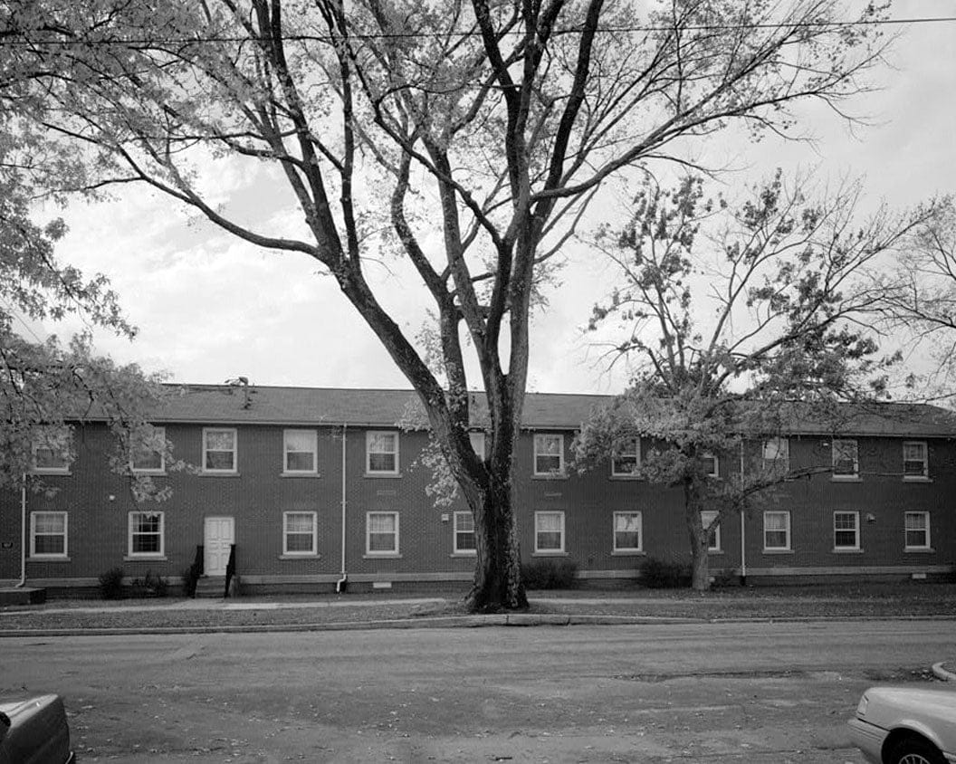 Historic Photo : Fort McPherson, World War II Station Hospital, Nurses' Quarters, Anderson Way & Howe Street, Atlanta, Fulton County, GA 2 Photograph