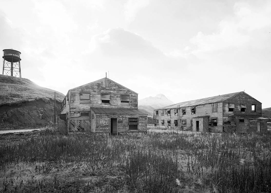Historic Photo Naval Operating Base Dutch Harbor & Fort Mears, Marga