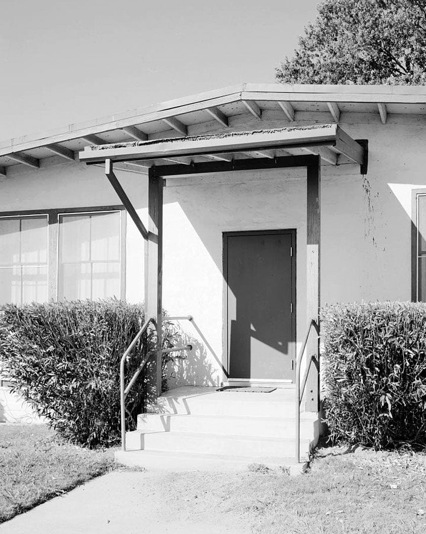 Historic Photo : Naval Supply Annex Stockton, Office Building, West of intersection of Humphreys Drive & Embarcadero, Stockton, San Joaquin County, CA 2 Photograph