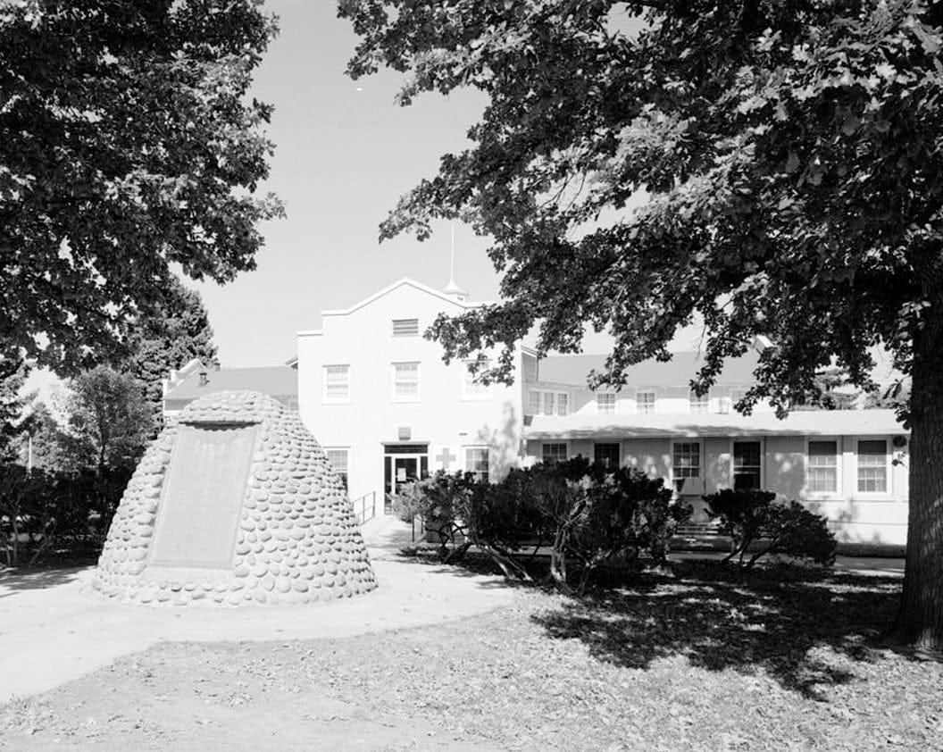 Historic Photo : Fitzsimons General Hospital, Memorial Tablet, West Mc ...
