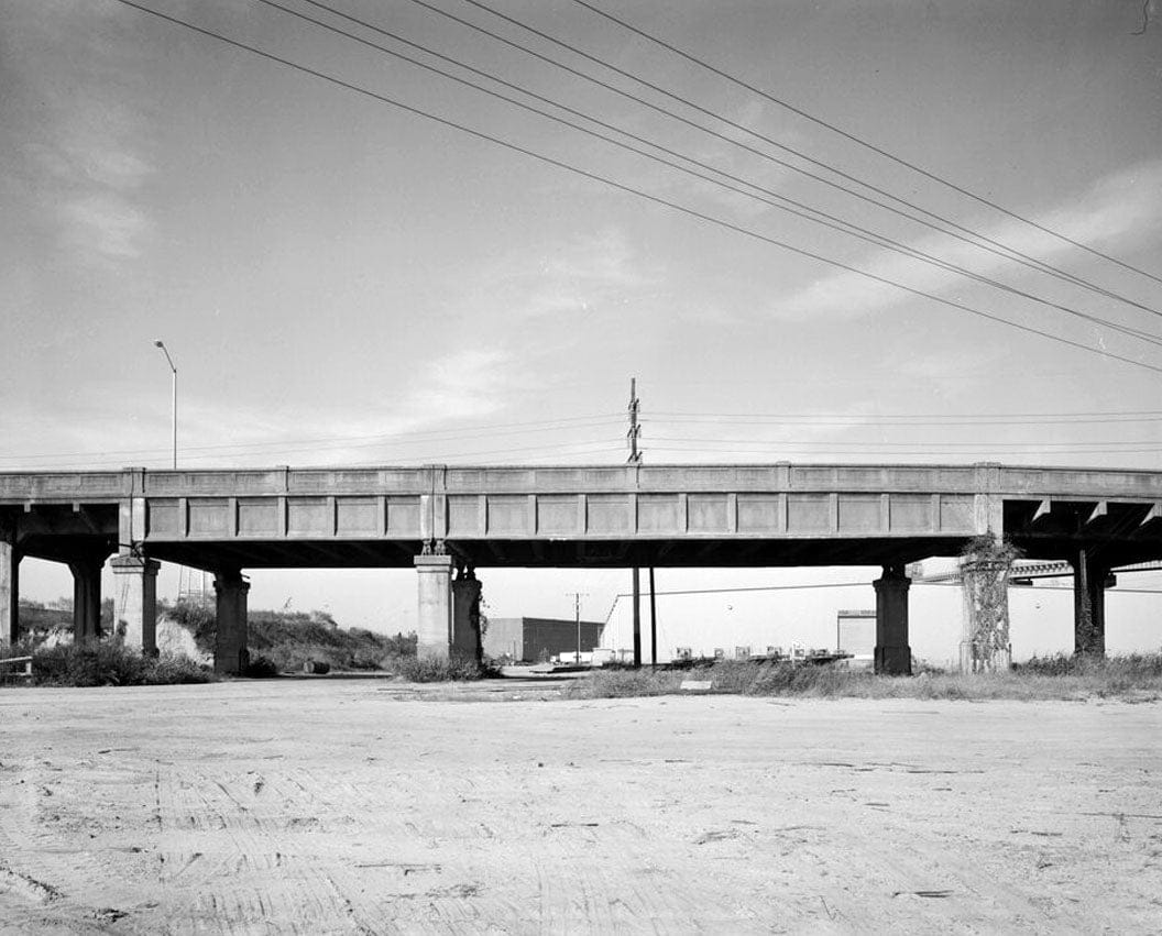 Historic Photo : Central of Georgia Railway, Bay Street Viaduct, U.S. 17 & Bay Street, spanning Central of Georgia Railroad, Savannah, Chatham County, GA 4 Photograph