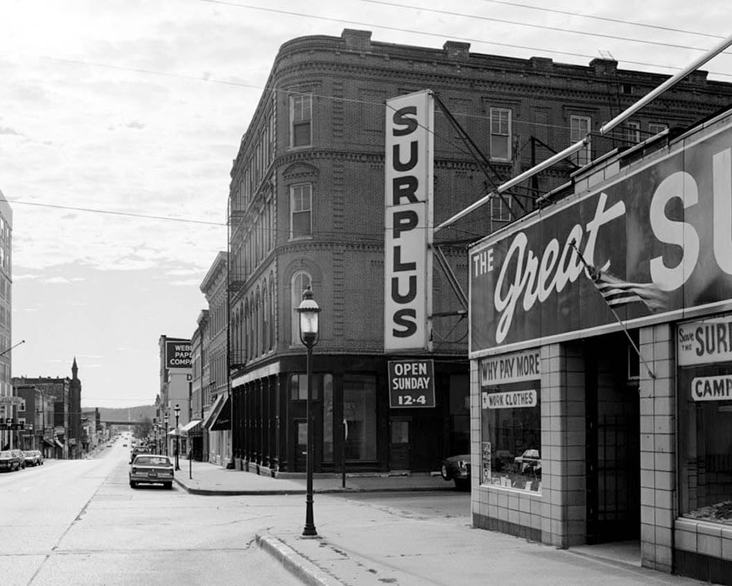 Historic Photo : Dubuque Commercial & Industrial Buildings, Dubuque, Dubuque County, IA 41 Photograph