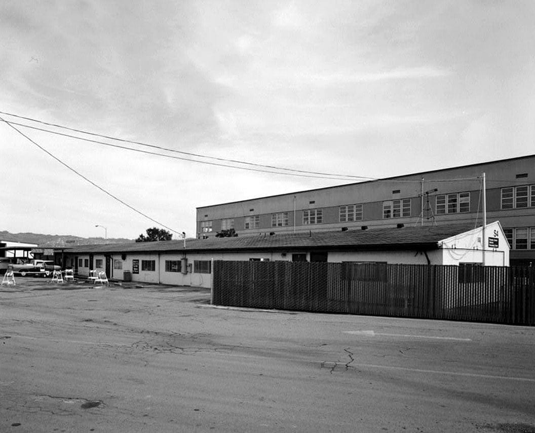 Historic Photo : Oakland Army Base, Private Vehicle Inspection Building, Africa Street & Bataan Avenue, Oakland, Alameda County, CA 1 Photograph
