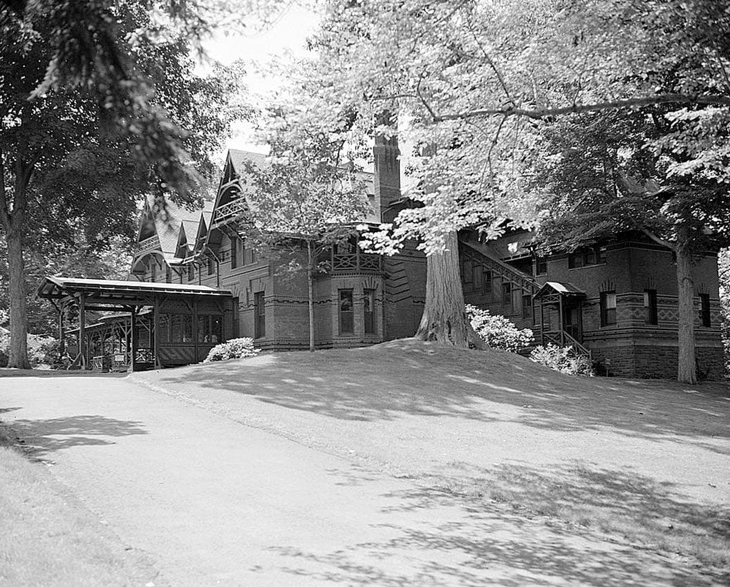 Historic Photo : Mark Twain House, 351 Farmington Avenue (corrected from original address of 531 Farmington Avenue), Hartford, Hartford County, CT 13 Photograph