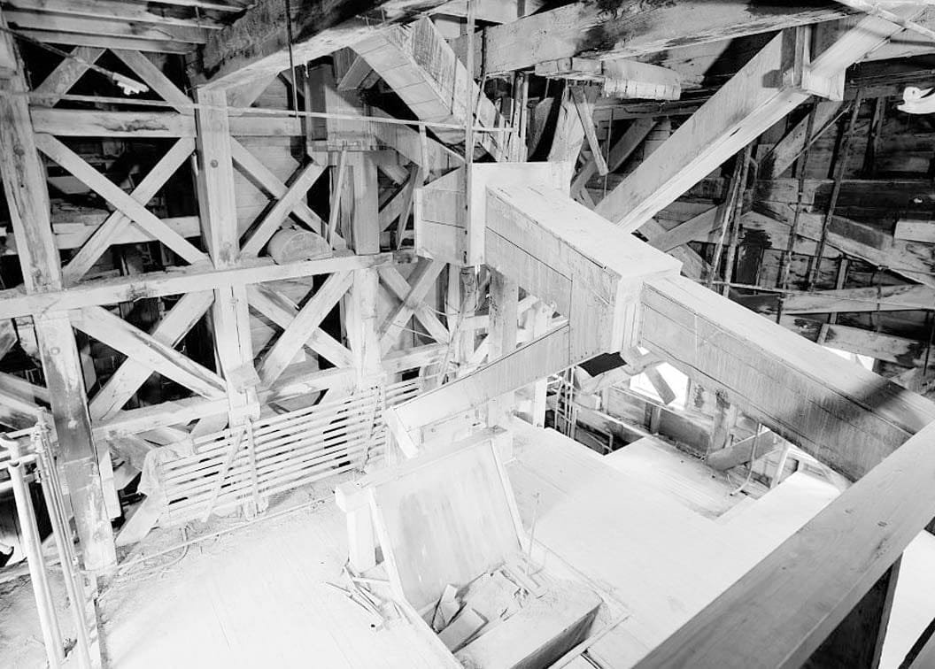 Historic Photo : Kennecott Copper Corporation, Concentration Mill, On Copper River & Northwestern Railroad, Kennicott, Valdez-Cordova Census Area, AK 1 Photograph