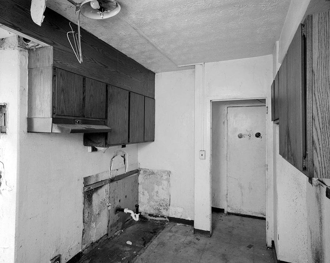 Historic Photo : Techwood Homes, Building No. 5, 467 Techwood Drive & 114-120 Pine Street, Atlanta, Fulton County, GA 2 Photograph