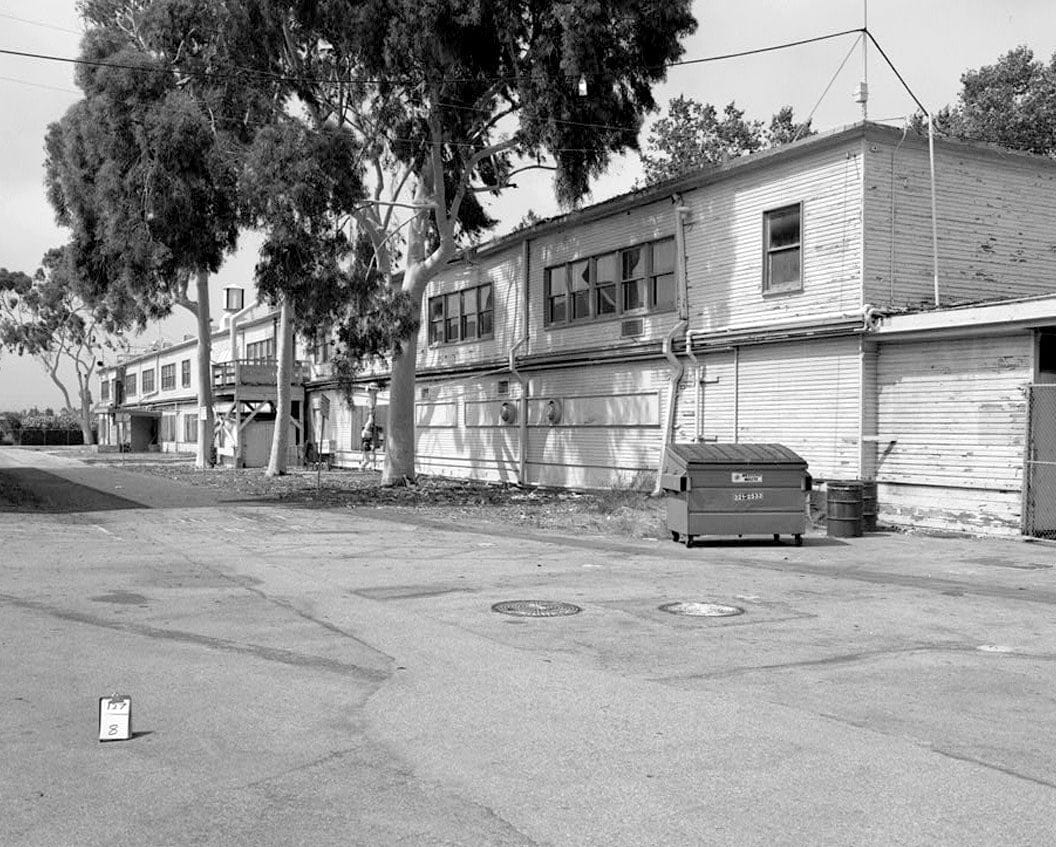 Historic Photo : Hughes Aircraft Company, Engineering-Administration Building, 6775 Centinela Avenue, Los Angeles, Los Angeles County, CA 6 Photograph