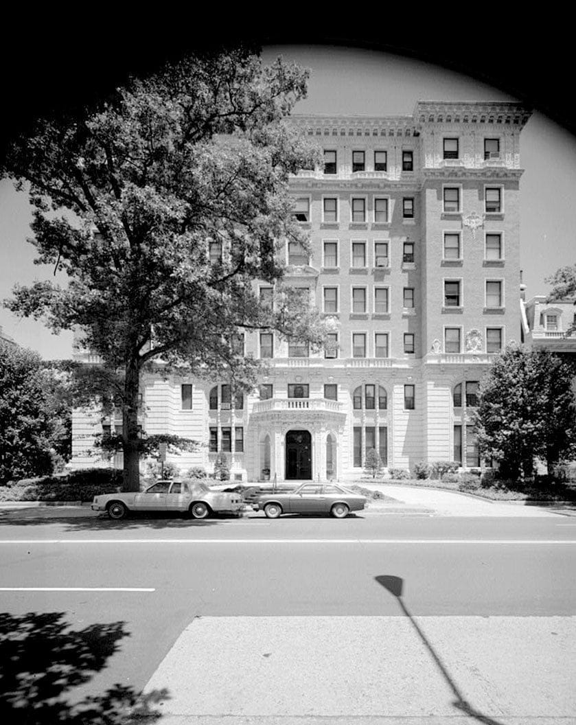 Historic Photo : Bates Warren Apartment Building, 2029 Connecticut Avenue Northwest, Washington, District of Columbia, DC 1 Photograph