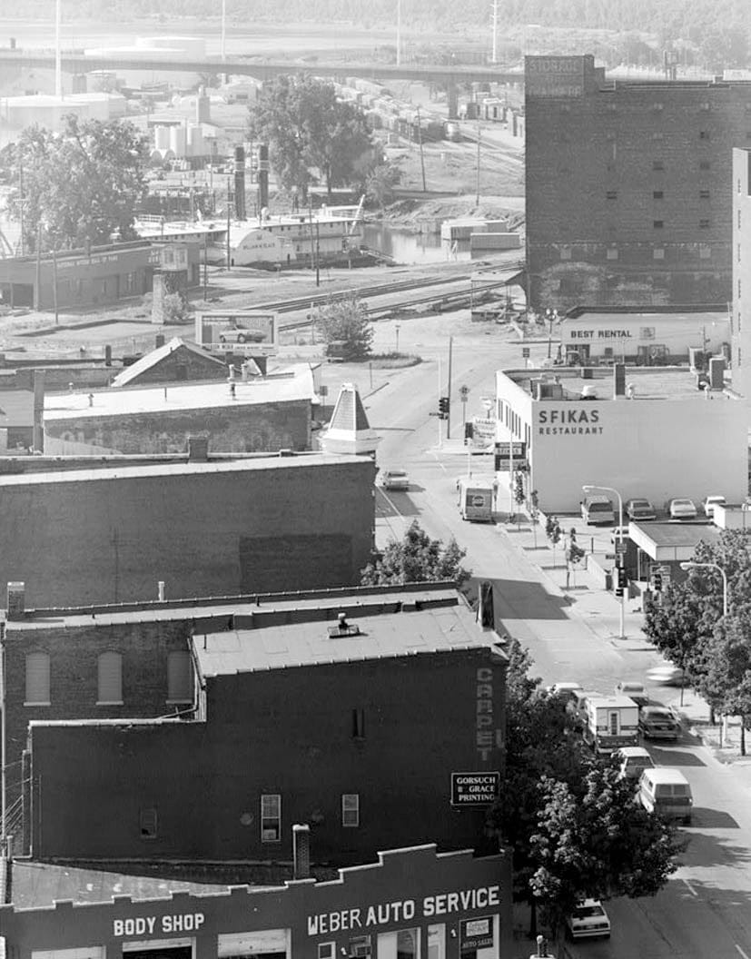 Historic Photo : Dubuque Commercial & Industrial Buildings, Dubuque, Dubuque County, IA 56 Photograph