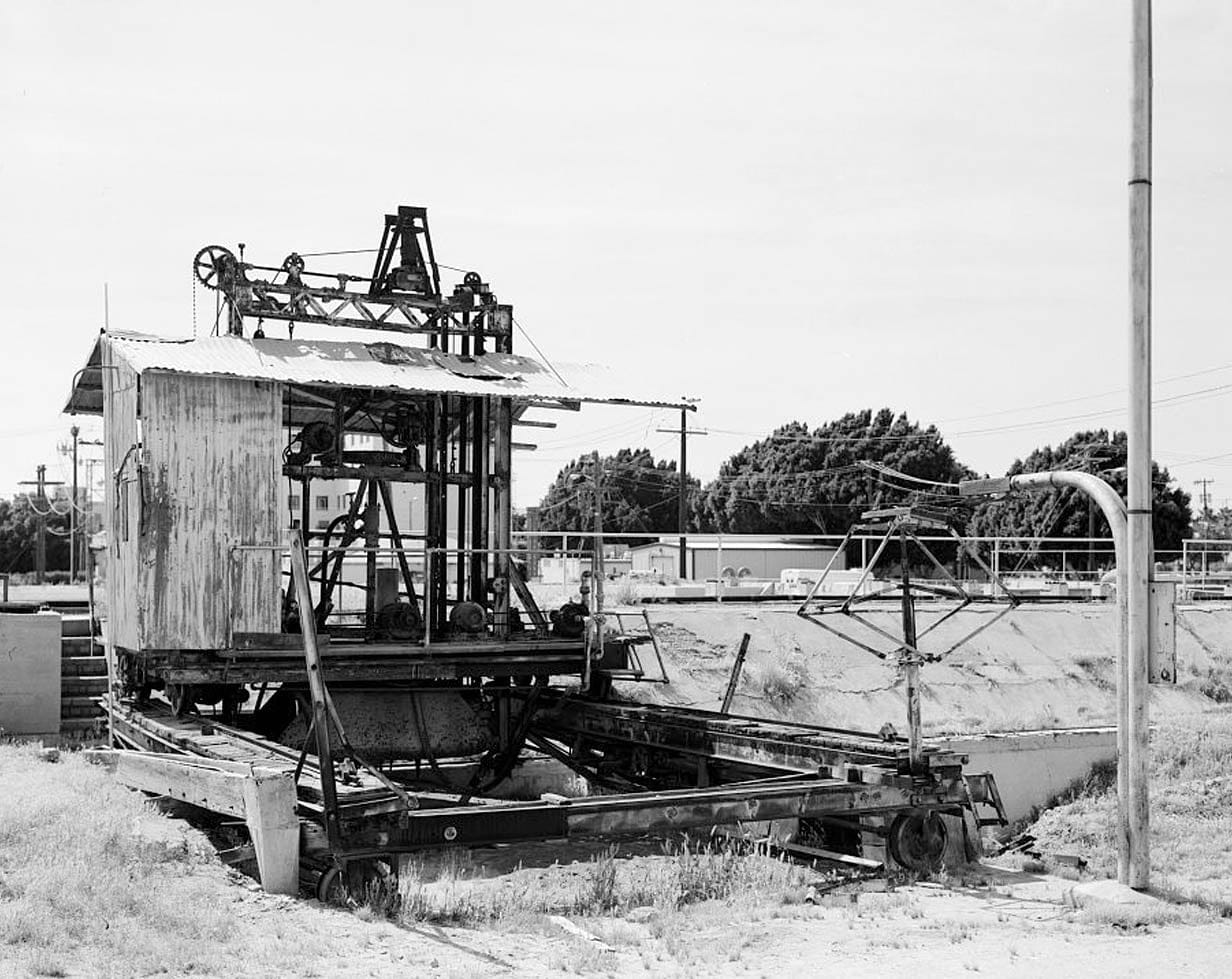 Historic Photo : Yuma Main Street Water Treatment Plant, Blaisdell Slow Sand Filter Washing Machine, Jones Street at foot of Main Street, Yuma, Yuma County, AZ 1 Photograph