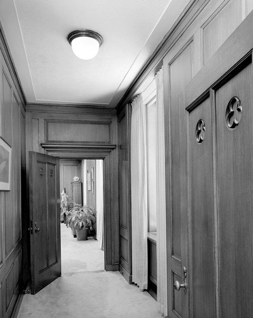 Historic Photo : U.S. Department of the Interior, Eighteenth & C Streets Northwest, Washington, District of Columbia, DC 36 Photograph