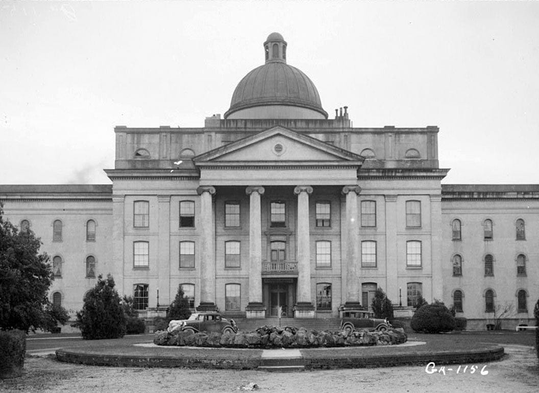 Historic Photo : Milledgeville State Hospital, Central Building, Milledgeville, Baldwin County, GA 1 Photograph