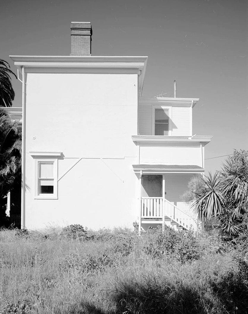 Historic Photo : Mare Island Naval Shipyard, Quarters M1, Preston Street, south side adjacent to Marine Parade Grounds, Vallejo, Solano County, CA 2 Photograph
