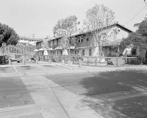 Easter Hill Village, Bordered by South Twenty-sixth Street, South Twenty-eighth Street, Hinkley Avenue, Foothill Avenue & Corto Square, Richmond, Contra Costa County, CA 6