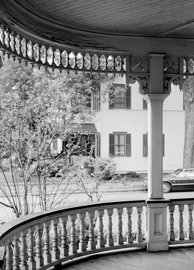 Historic Photo : Savannah Victorian Historic District, 321 East Bolton Street (House), Savannah, Chatham County, GA 3 Photograph