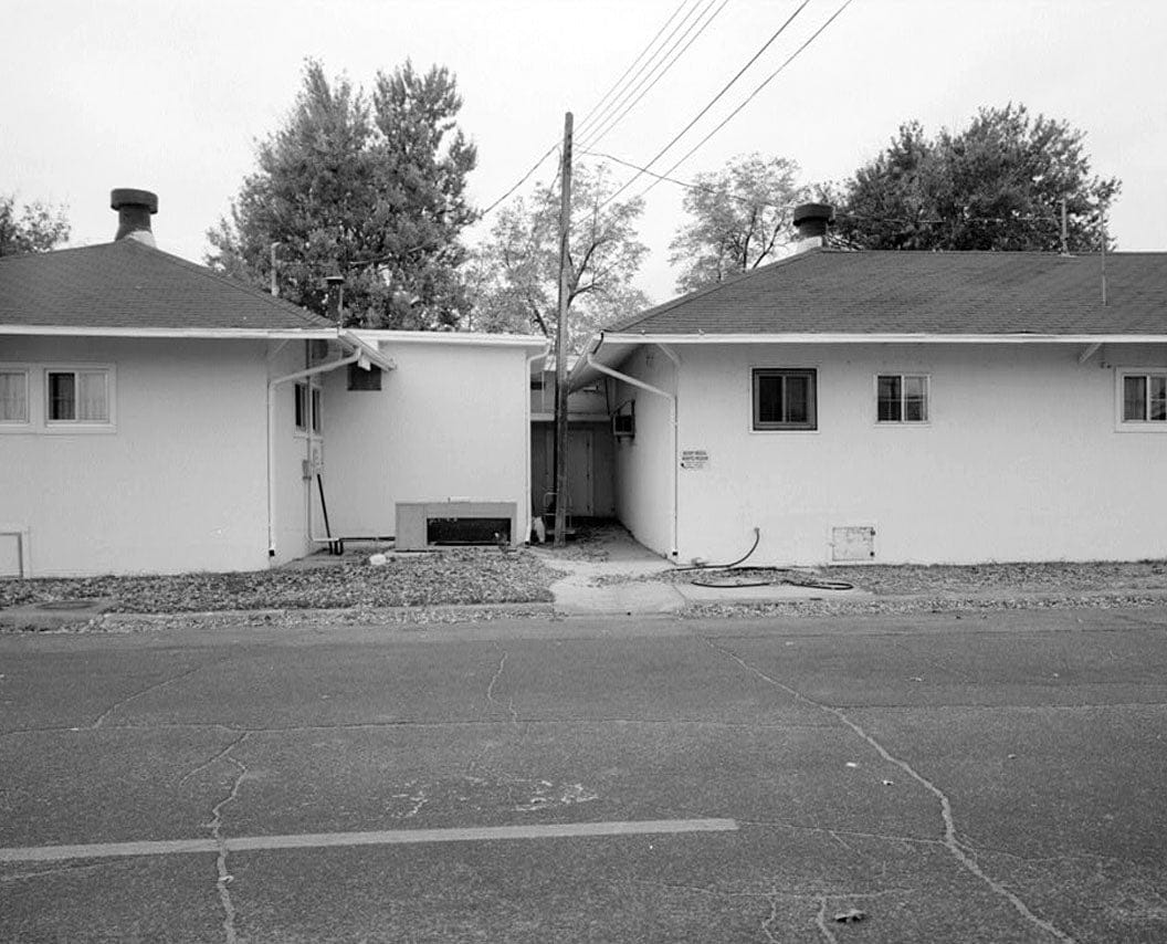 Historic Photo : Fitzsimons General Hospital, Office Building, Northwest Corner of West McCloskey Avenue & North Tenth Street, Aurora, Adams County, CO 2 Photograph