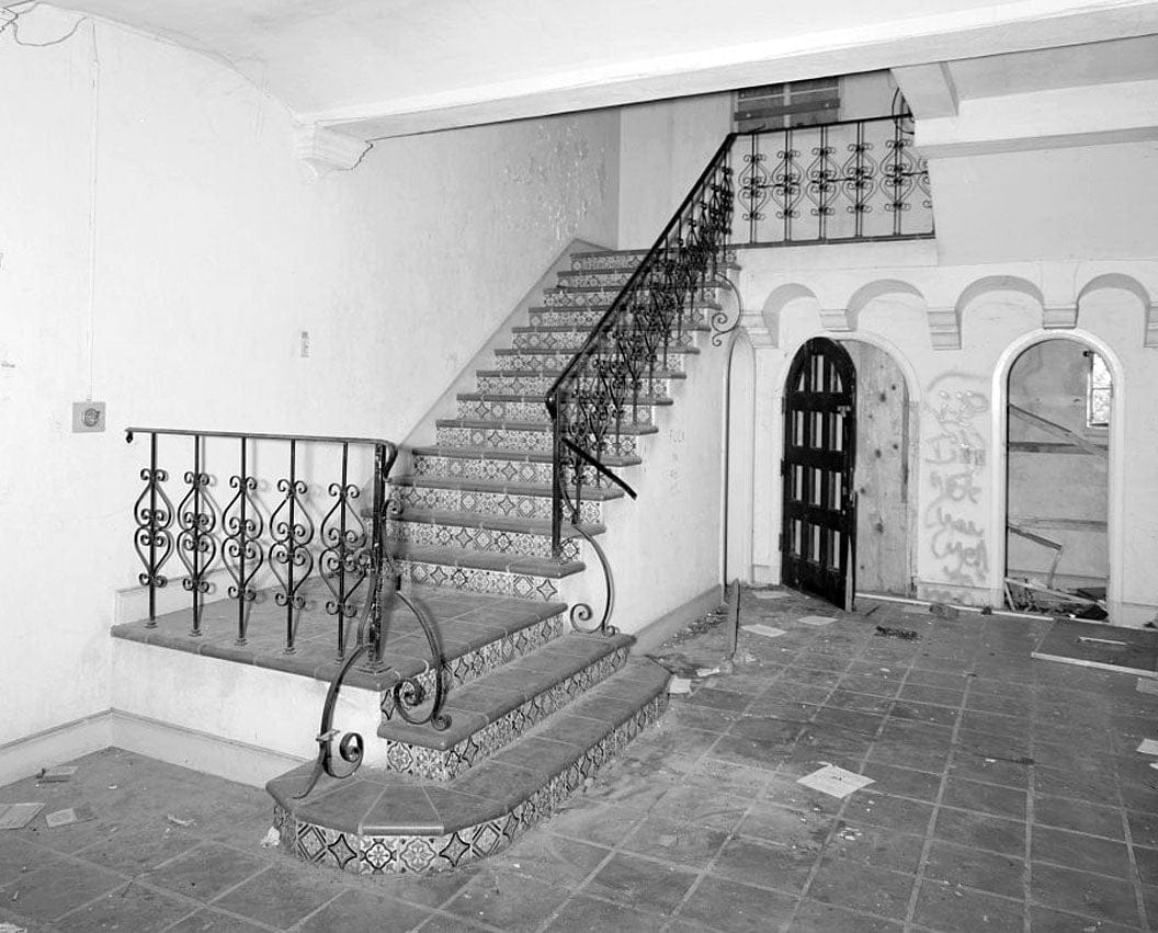 Historic Photo : Hamilton Field, Bachelor Officers' Quarters, 201 Sunset Drive, Novato, Marin County, CA 4 Photograph