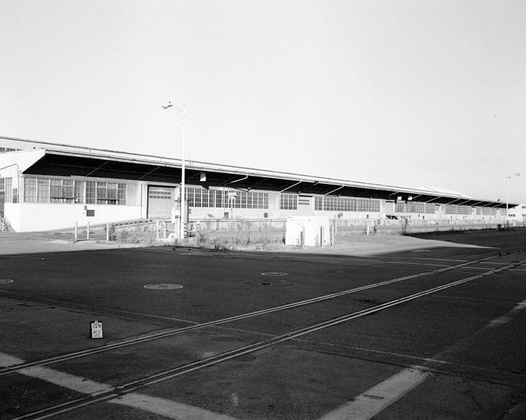 Historic Photo : Oakland Naval Supply Center, Paint & Oil Storehouses, Between G & I Streets, between Fourth & Fifth Streets, Oakland, Alameda County, CA 2 Photograph