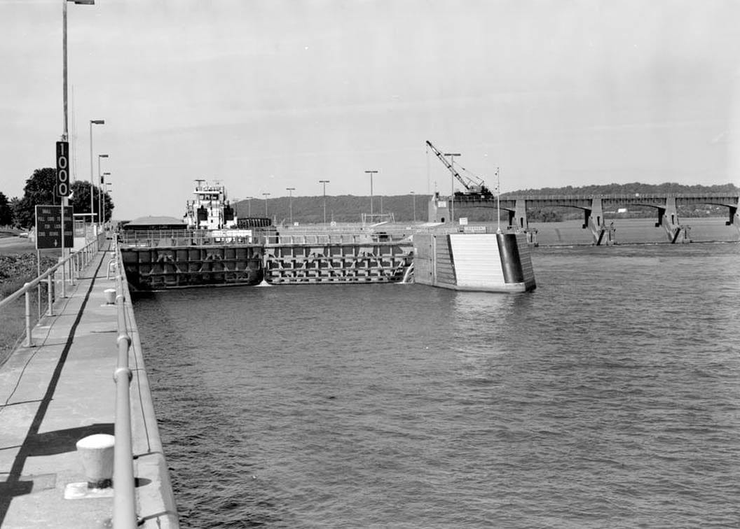 Historic Photo : Mississippi River 9-Foot Channel Project, Lock & Dam No. 11, Upper Mississippi River, Dubuque, Dubuque County, IA 34 Photograph
