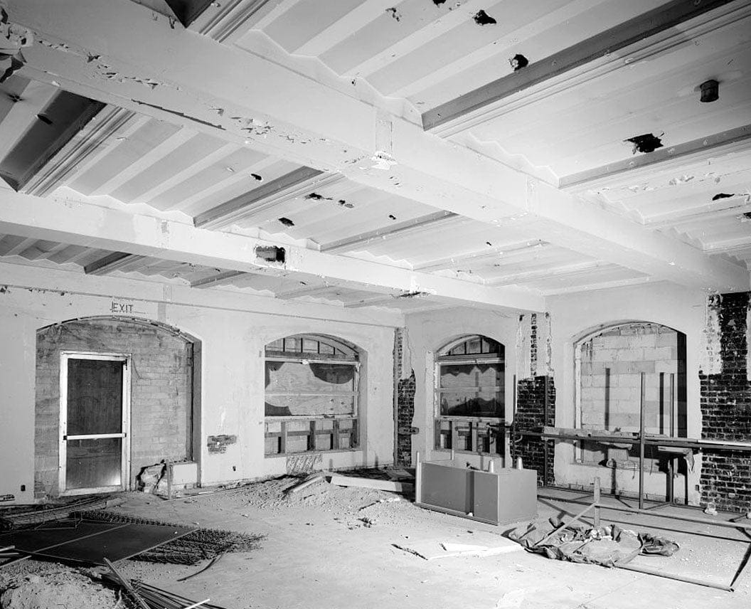 Historic Photo : Grand Central Air Terminal, 1310 Air Way, Glendale, Los Angeles County, CA 14 Photograph