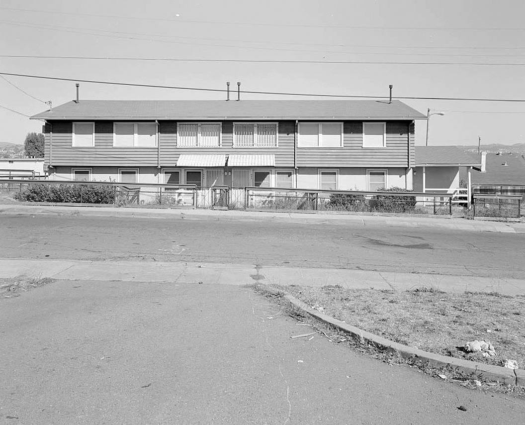 Historic Photo : Easter Hill Village, Building No. 45, East side of South Twenty-eighth Street, south of Foothill Avenue, Richmond, Contra Costa County, CA 1 Photograph