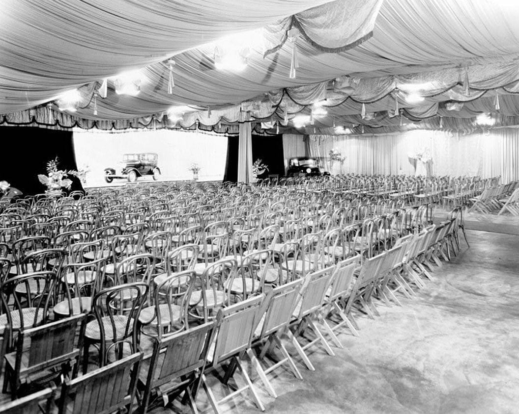 Historic Photo : Ford Motor Company Long Beach Assembly Plant, Assembly Building, 700 Henry Ford Avenue, Long Beach, Los Angeles County, CA 4 Photograph