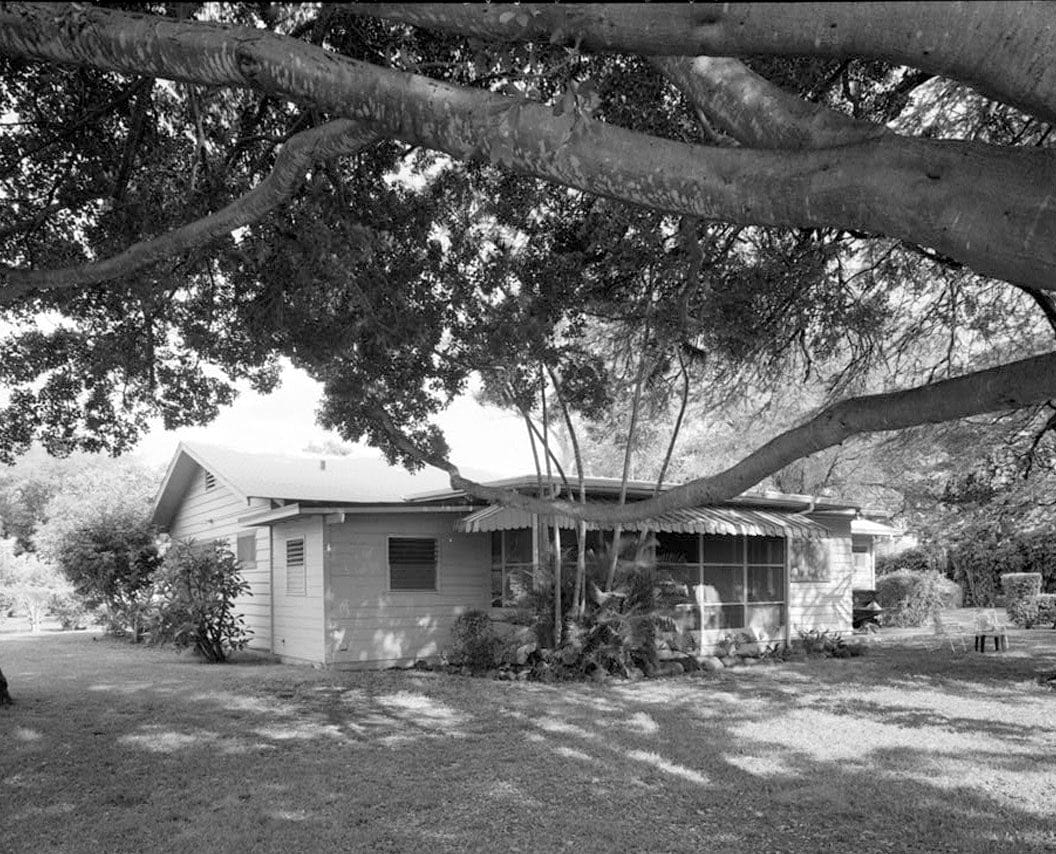Historic Photo : Naval Air Station Barbers Point, Officer House with Garage Type, Franklin & Saratoga Avenues, Ewa, Honolulu County, HI 3 Photograph