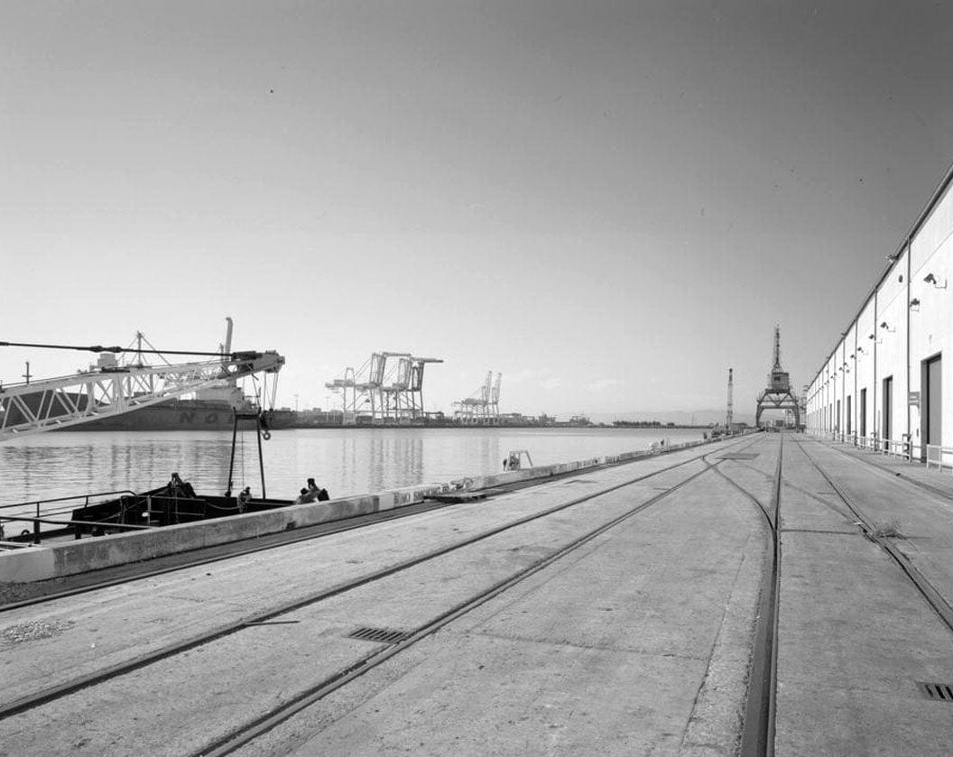Historic Photo : Oakland Army Base, Transit Shed, East of Dunkirk Street & South of Burma Road, Oakland, Alameda County, CA 3 Photograph
