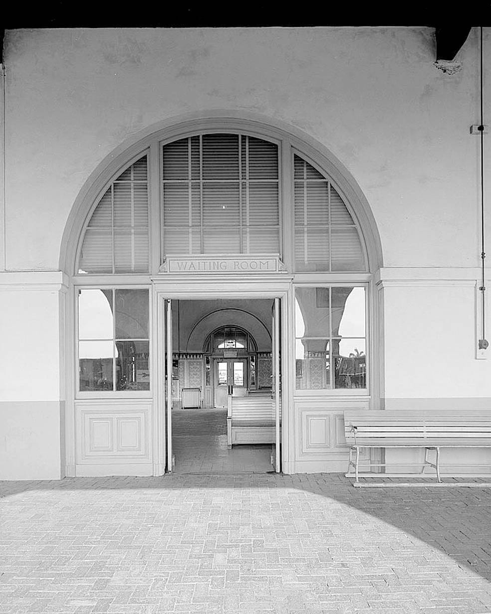 Historic Photo : Santa Fe Railroad Station, 1050 Kettner Boulevard, San Diego, San Diego County, CA 7 Photograph